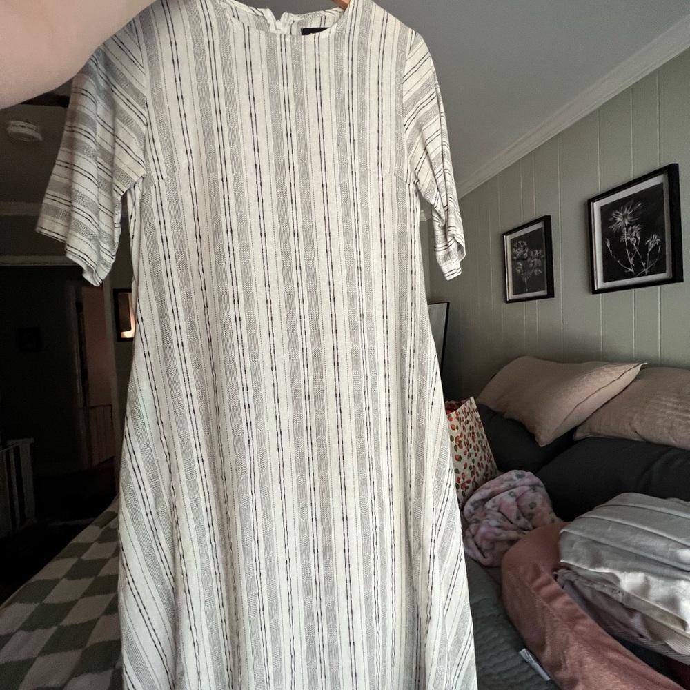 Roolee Cream A-Line Dress with Mock Neck and Short Sleeves